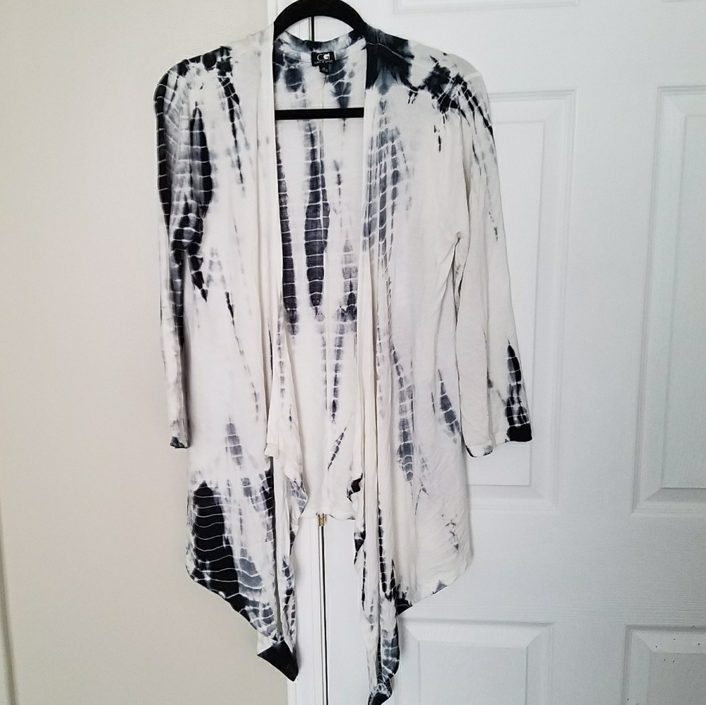 Cable & Gauge Alligator Pattern Cardigan